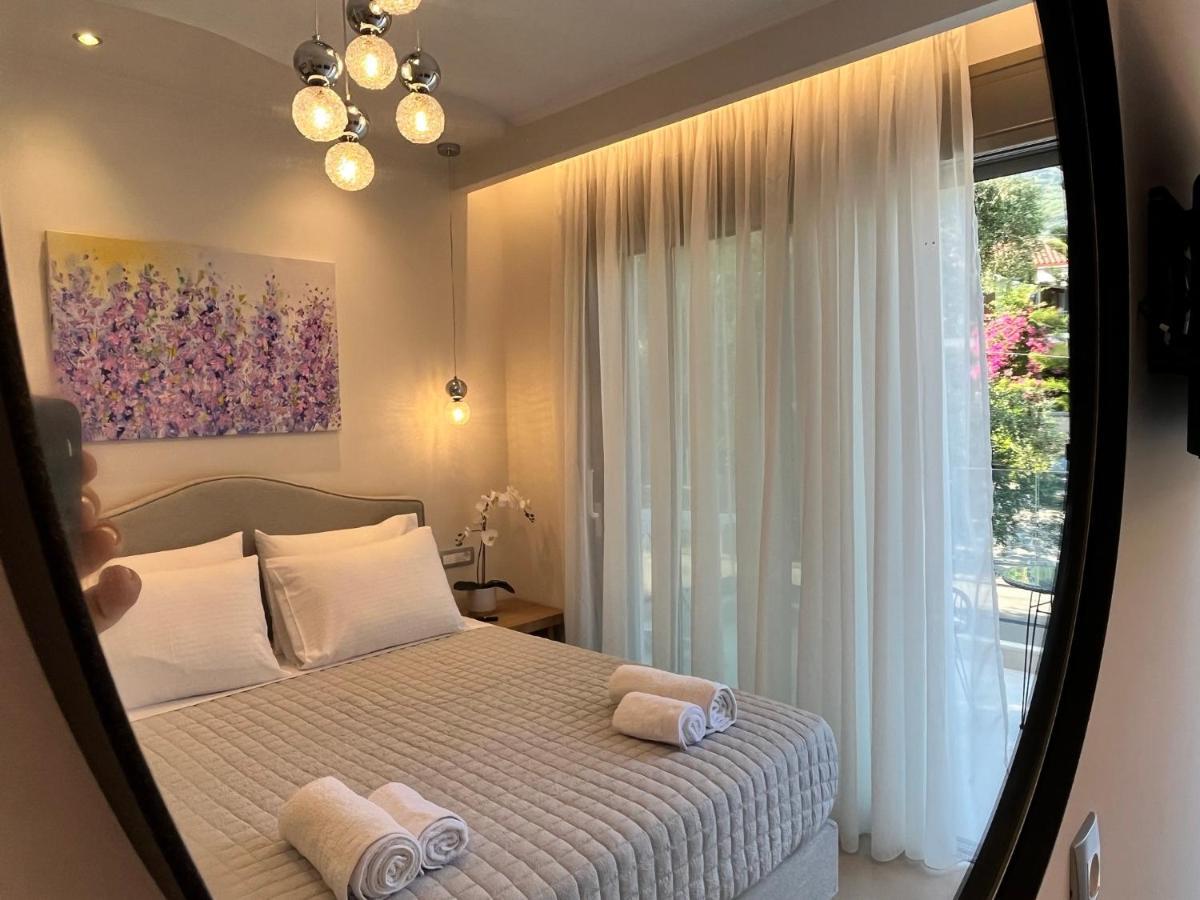 Maison Deluxe Studios And Apartment Parga Exterior photo
